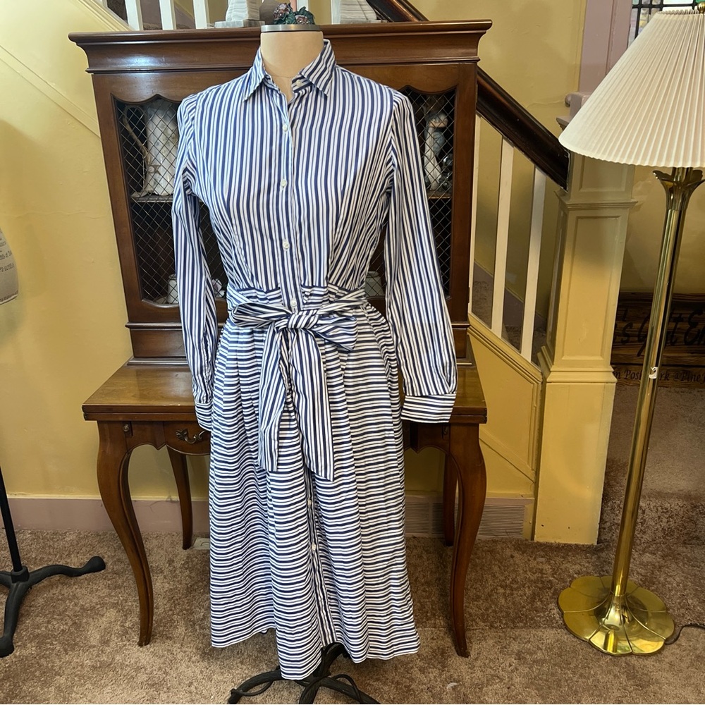❤️Ann Mashburn NWT 100% Cotton Blue and White Stripped Shirtwaist Dress.  Size M